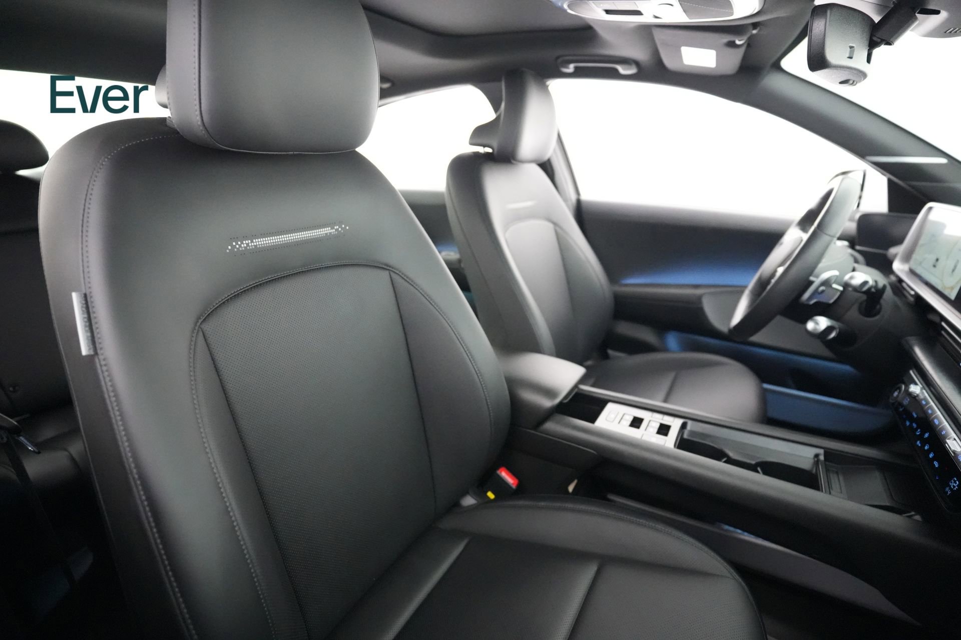 Used 2024 Hyundai Ioniq 6 Limited image 23