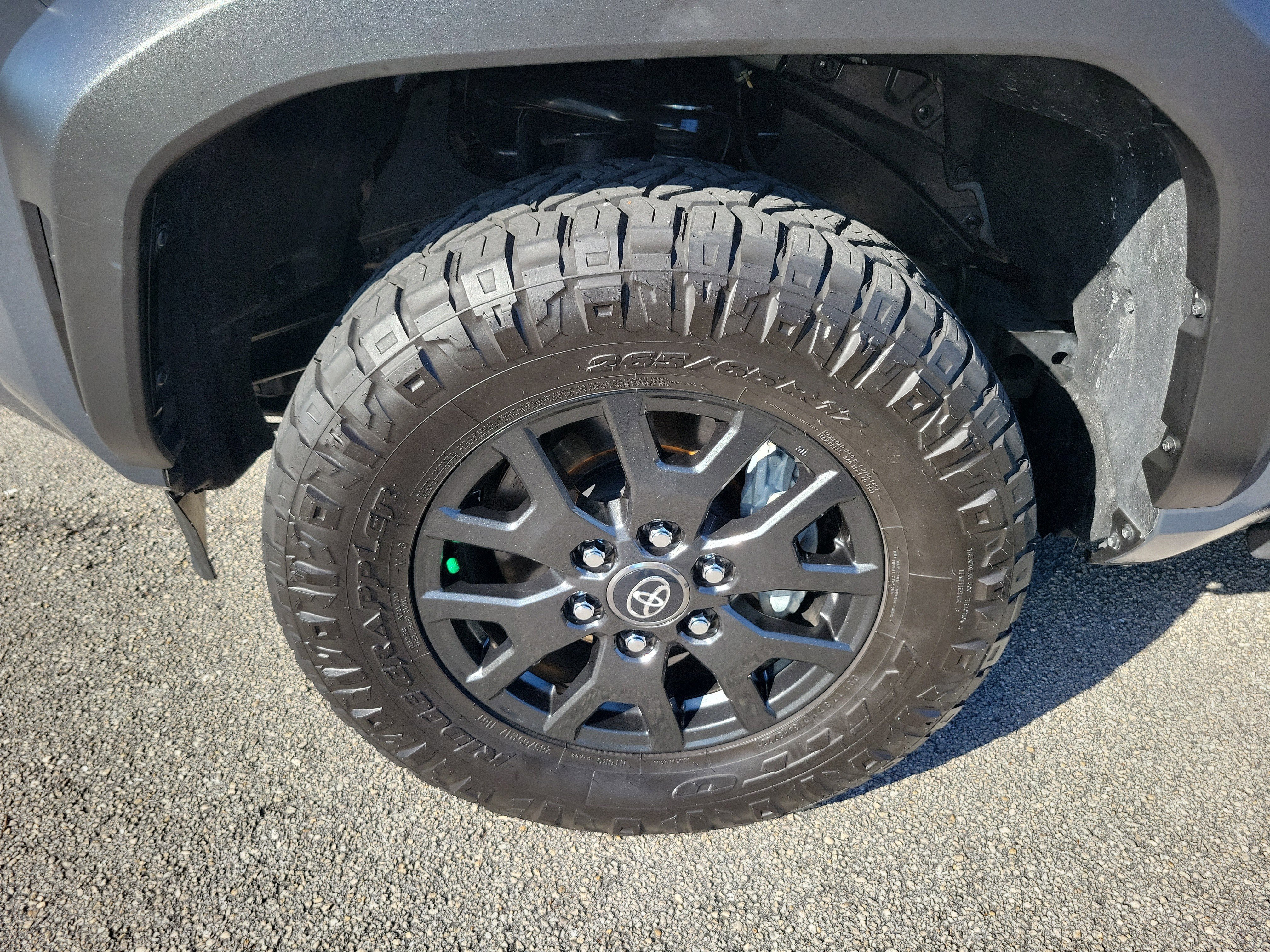 Used 2025 Toyota 4Runner SR5 image 17