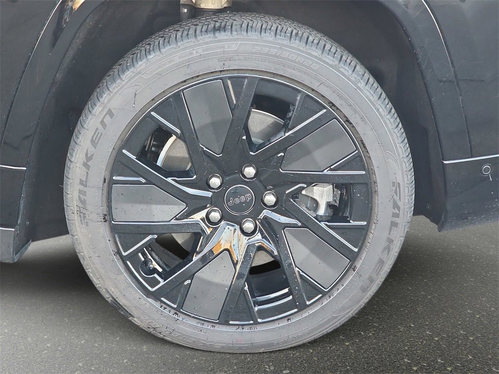 Used 2025 Jeep Wagoneer S Launch Edition image 38