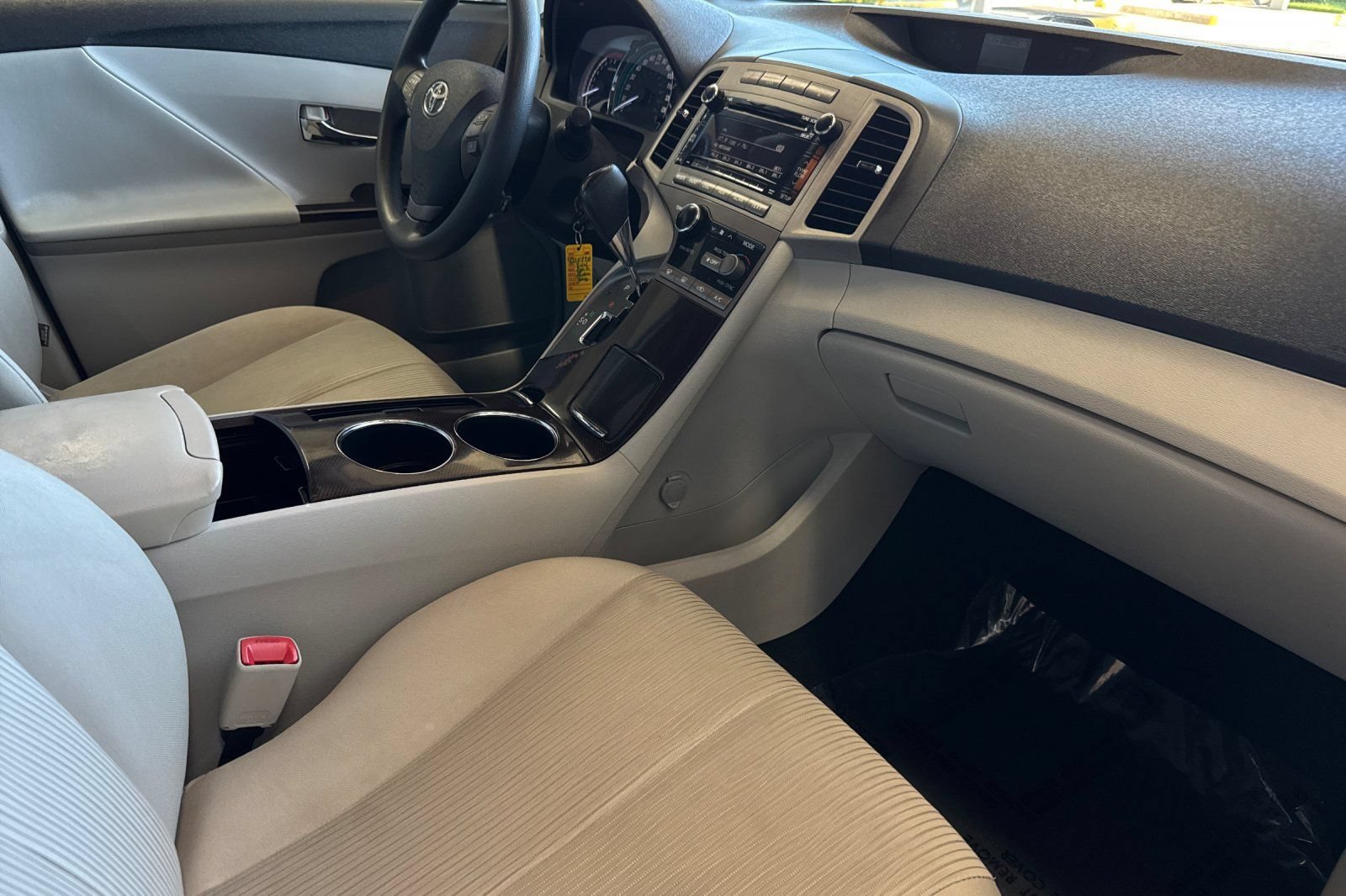Used 2011 Toyota Venza FWD image 16