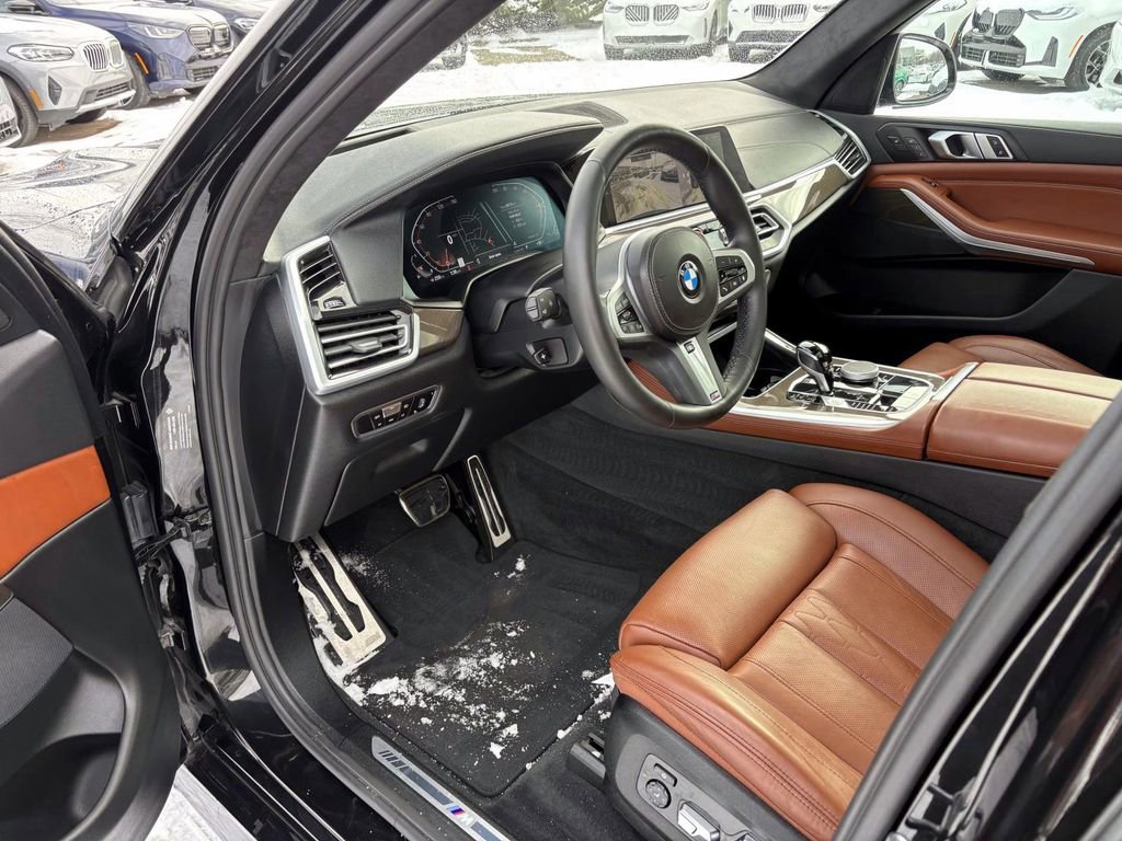 Certified 2022 BMW X5 xDrive40i w/ M Sport Package image 24