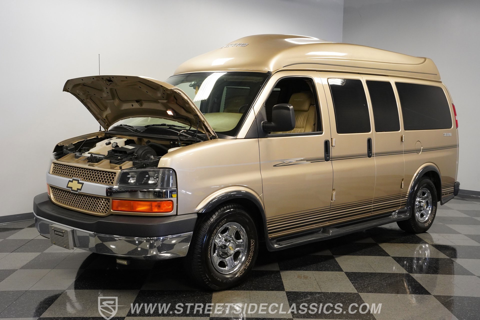Used 2006 Chevrolet Express 1500 w/ Preferred Equipment Group image 31