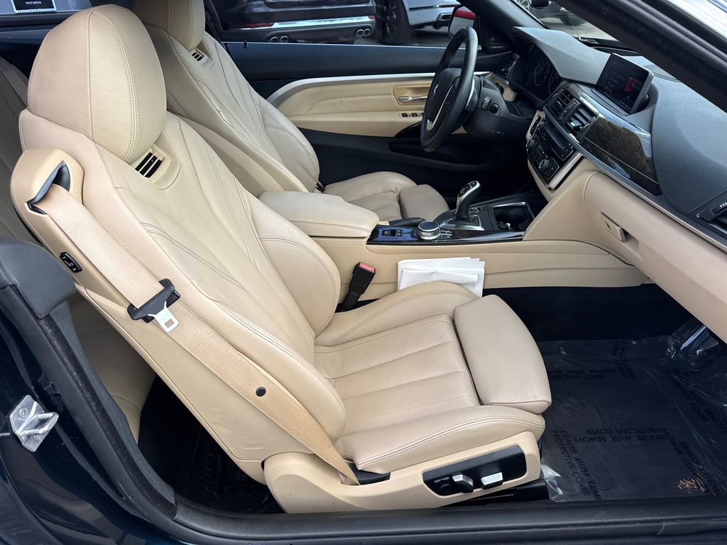 Used 2017 BMW 430i Convertible image 13