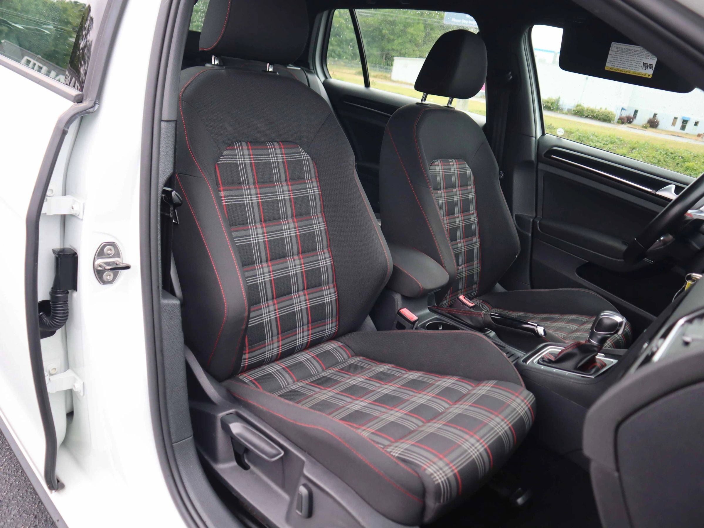 Used 2017 Volkswagen GTI S FWD image 5