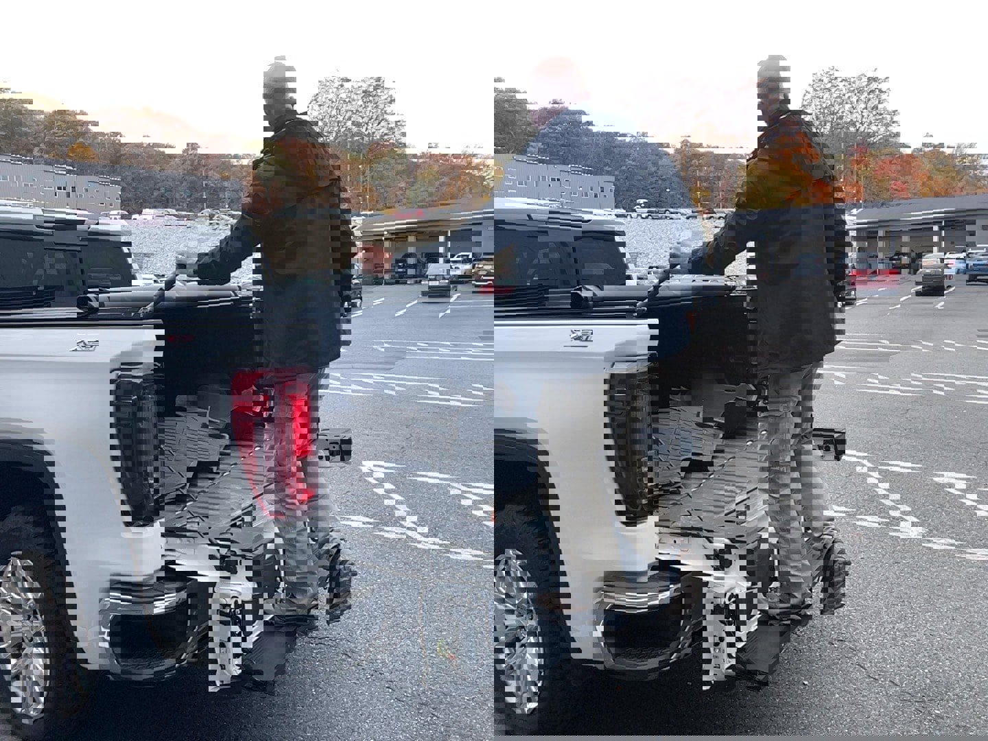 Used 2021 GMC Sierra 1500 SLT w/ SLT Premium Plus Package image 10