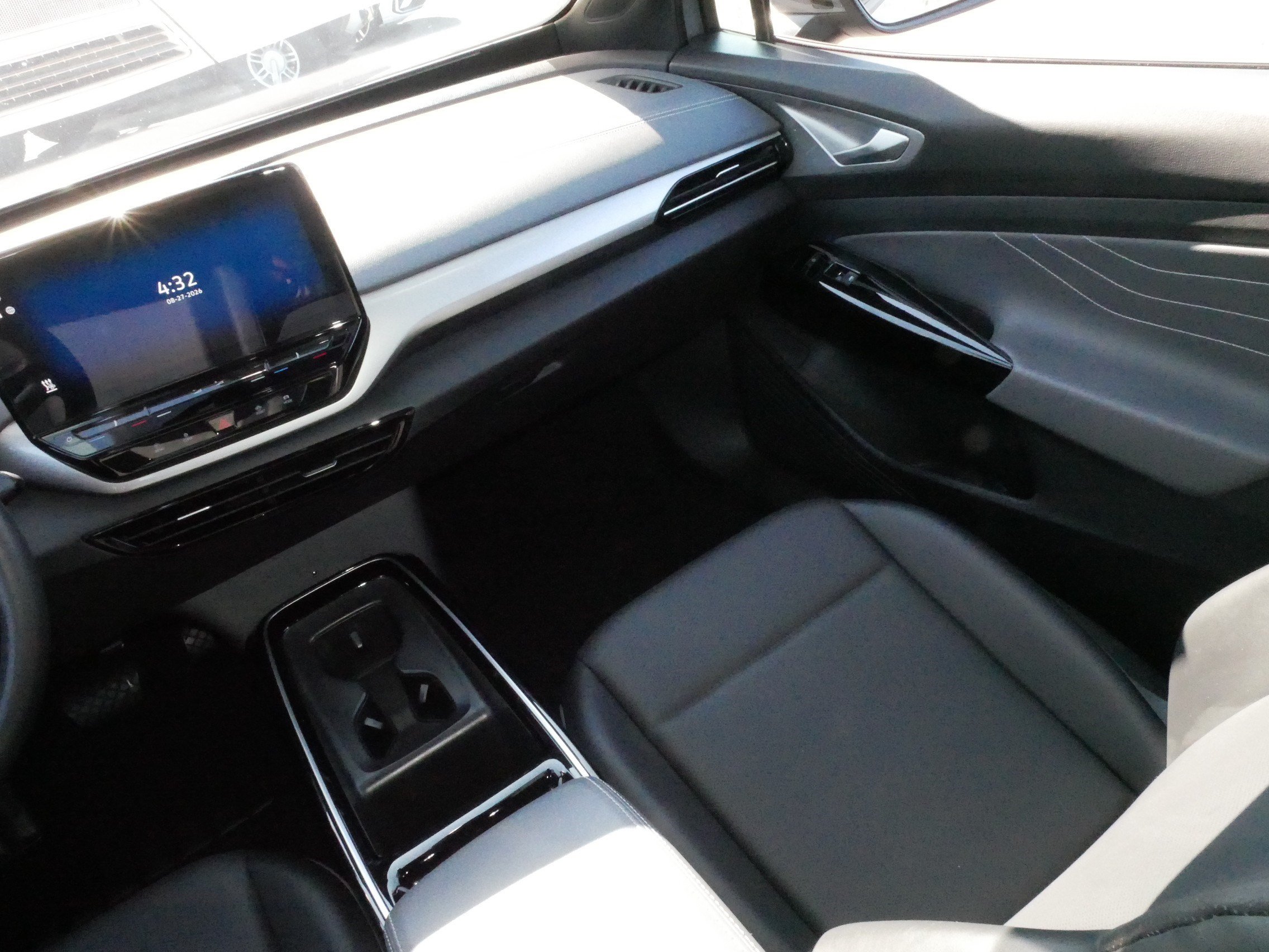 Certified 2023 Volkswagen ID.4 Pro S AWD/4WD image 11