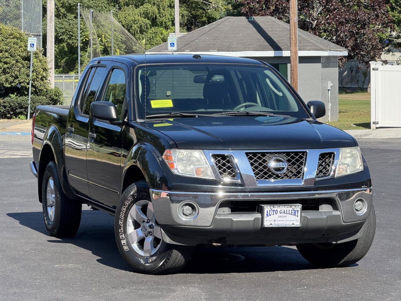 Used 2011 Nissan Frontier SV w/ SV Premium Utility Pkg