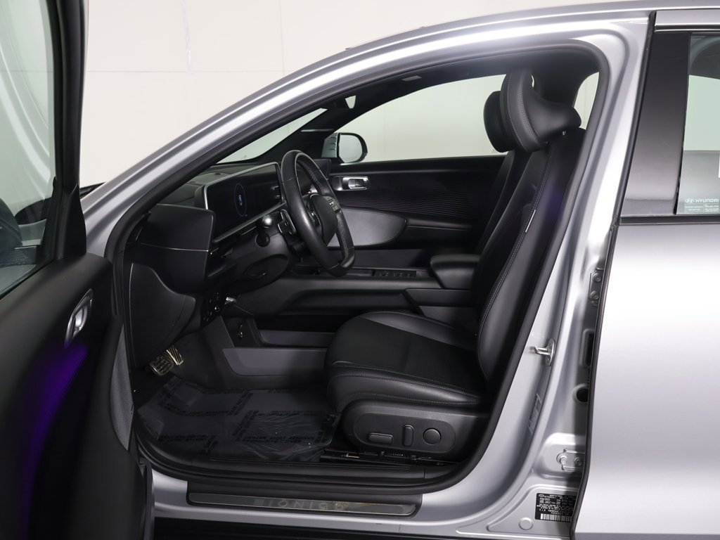 Used 2023 Hyundai Ioniq 6 Limited image 31
