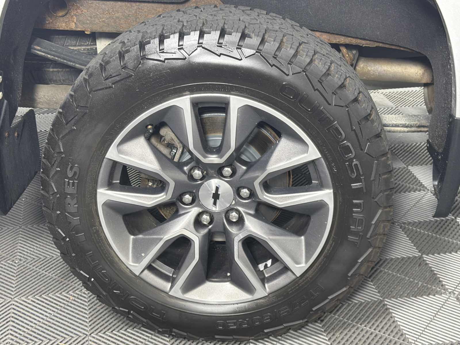 Used 2020 Chevrolet Silverado 1500 RST AWD/4WD image 21