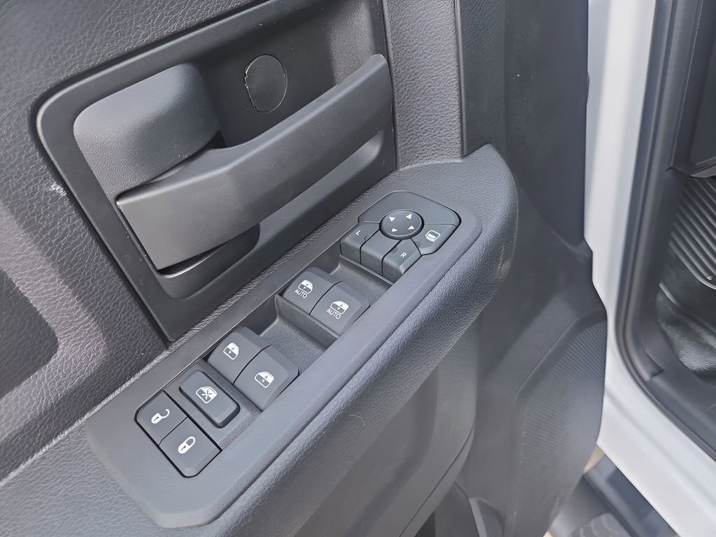 New 2026 RAM 5500 Tradesman w/ Chrome Appearance Group image 13