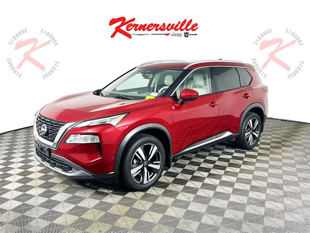 Used 2023 Nissan Rogue SL w/ SL Premium Package image 3
