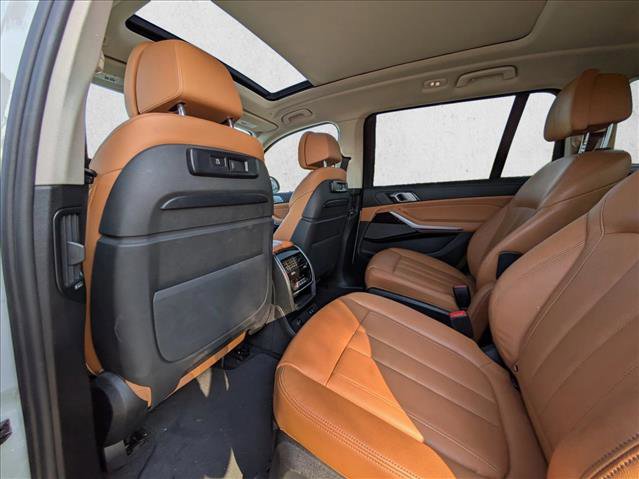 Used 2019 BMW X7 xDrive40i w/ Premium Package image 17
