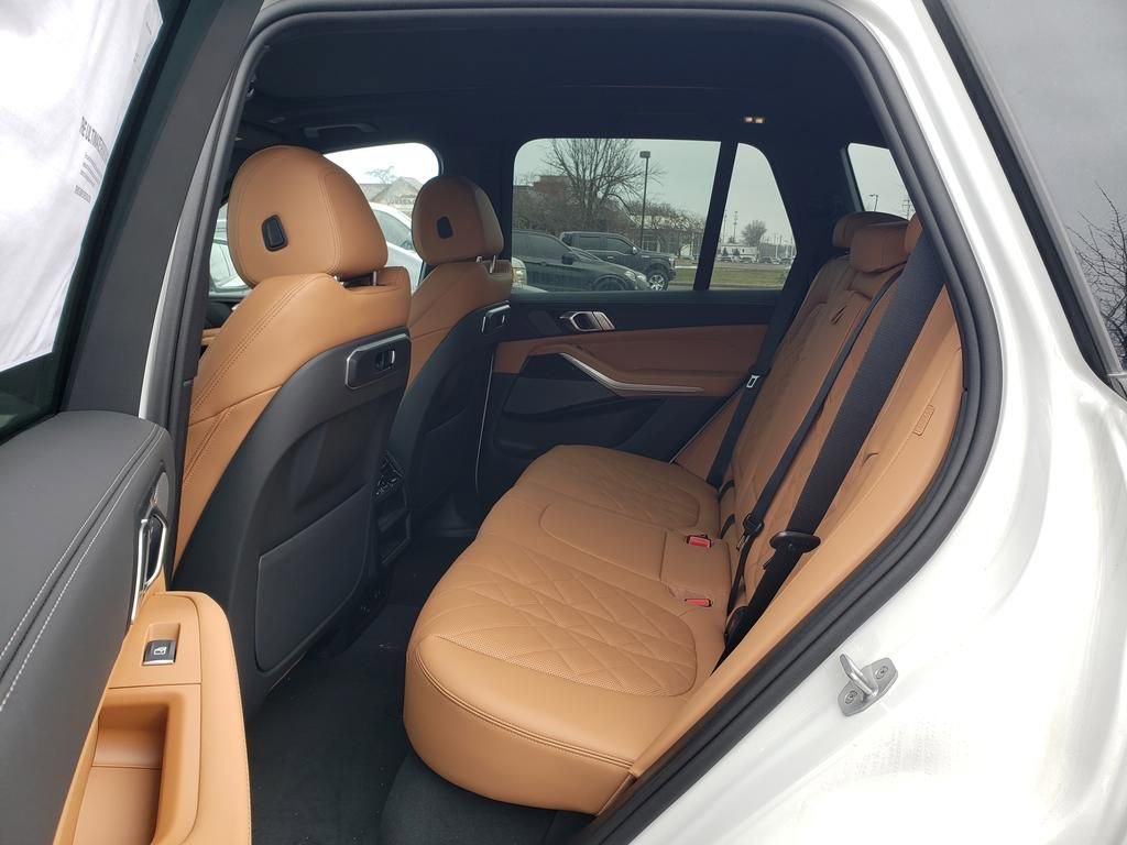 New 2026 BMW X5 xDrive40i w/ M Sport Package image 7