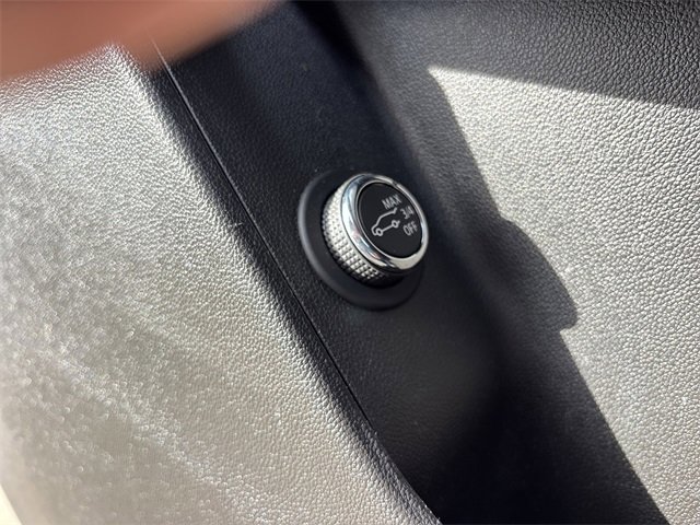 Used 2019 Cadillac XT5 Premium Luxury image 25