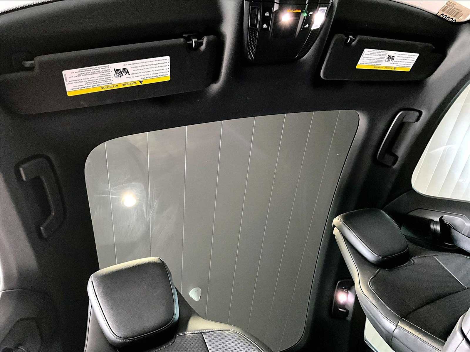 Used 2021 Porsche Taycan 4S image 25