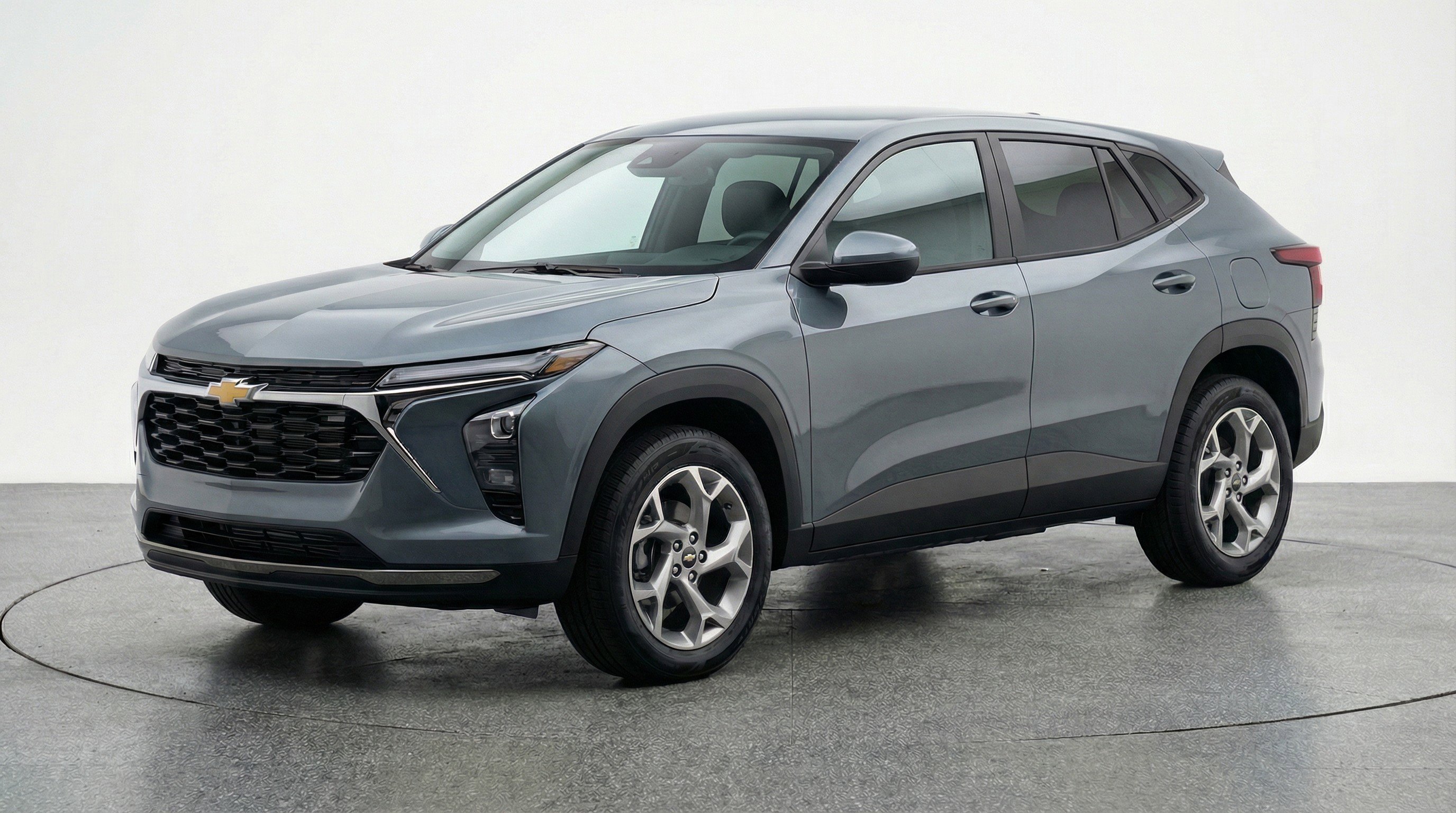 Used 2025 Chevrolet Trax LT w/ LT Convenience Package image 3