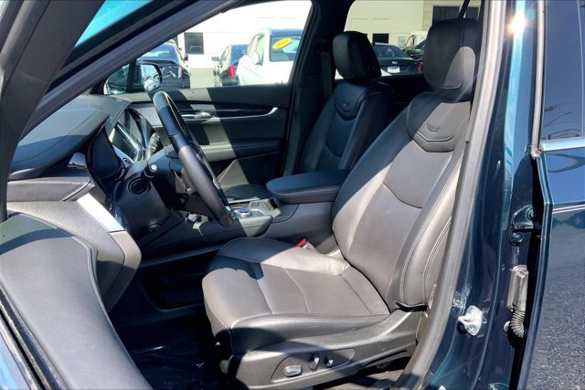 Used 2024 Cadillac XT6 Premium Luxury AWD/4WD image 25