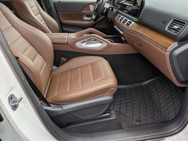 Used 2025 Mercedes-Benz GLS 450 4MATIC image 24