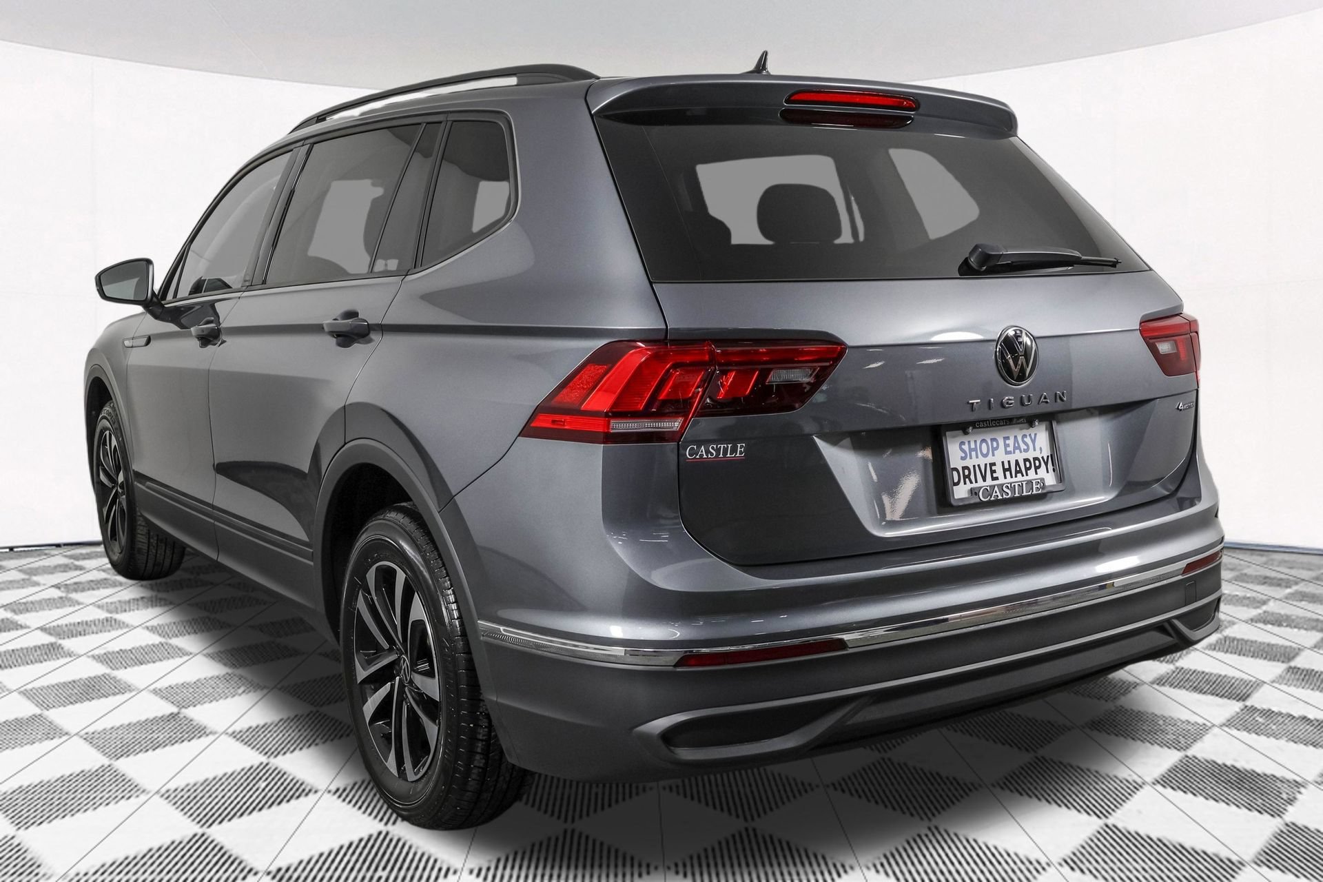 Used 2023 Volkswagen Tiguan S w/ Driver Assistance Package AWD/4WD image 19