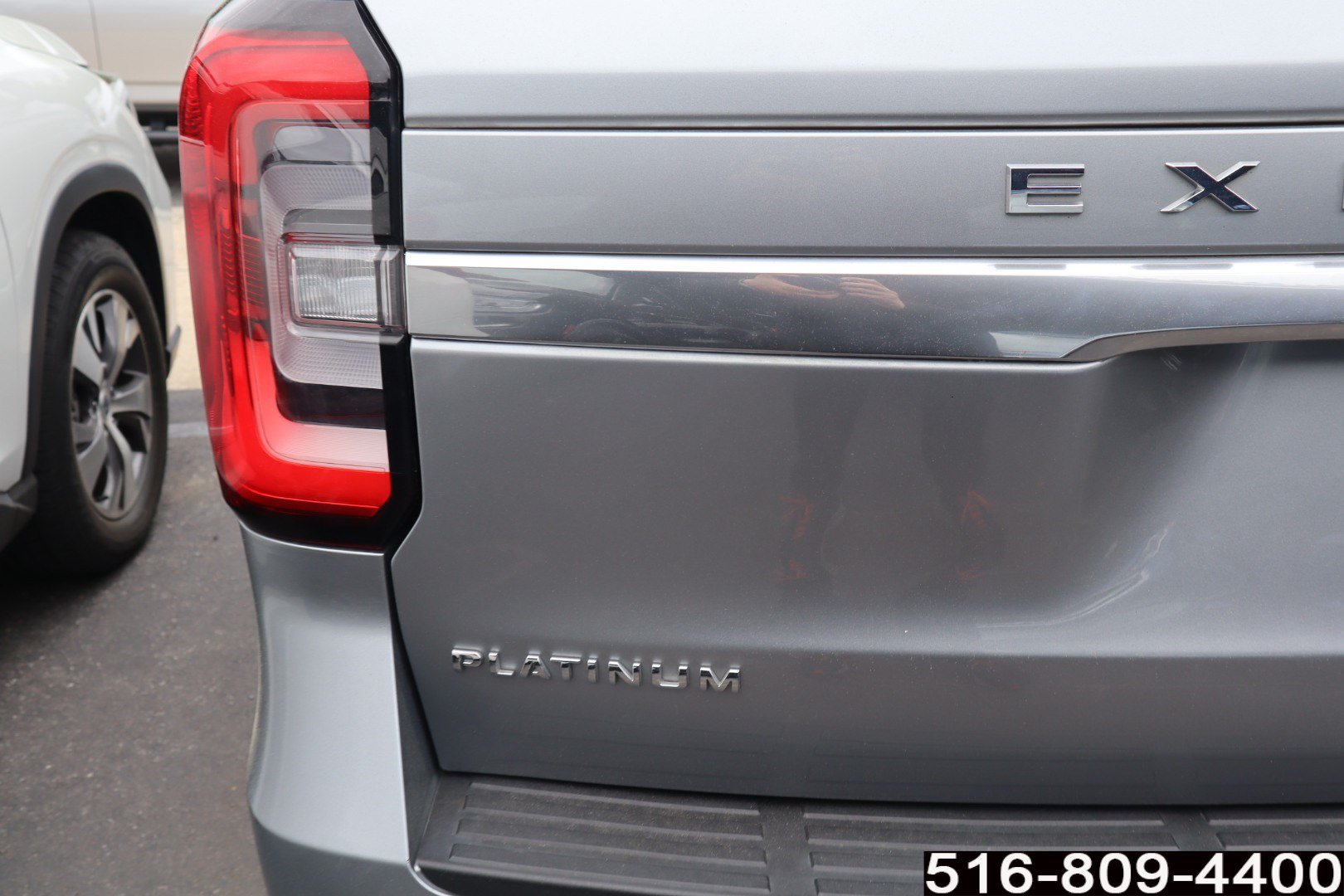 Used 2024 Ford Expedition Platinum AWD/4WD image 27