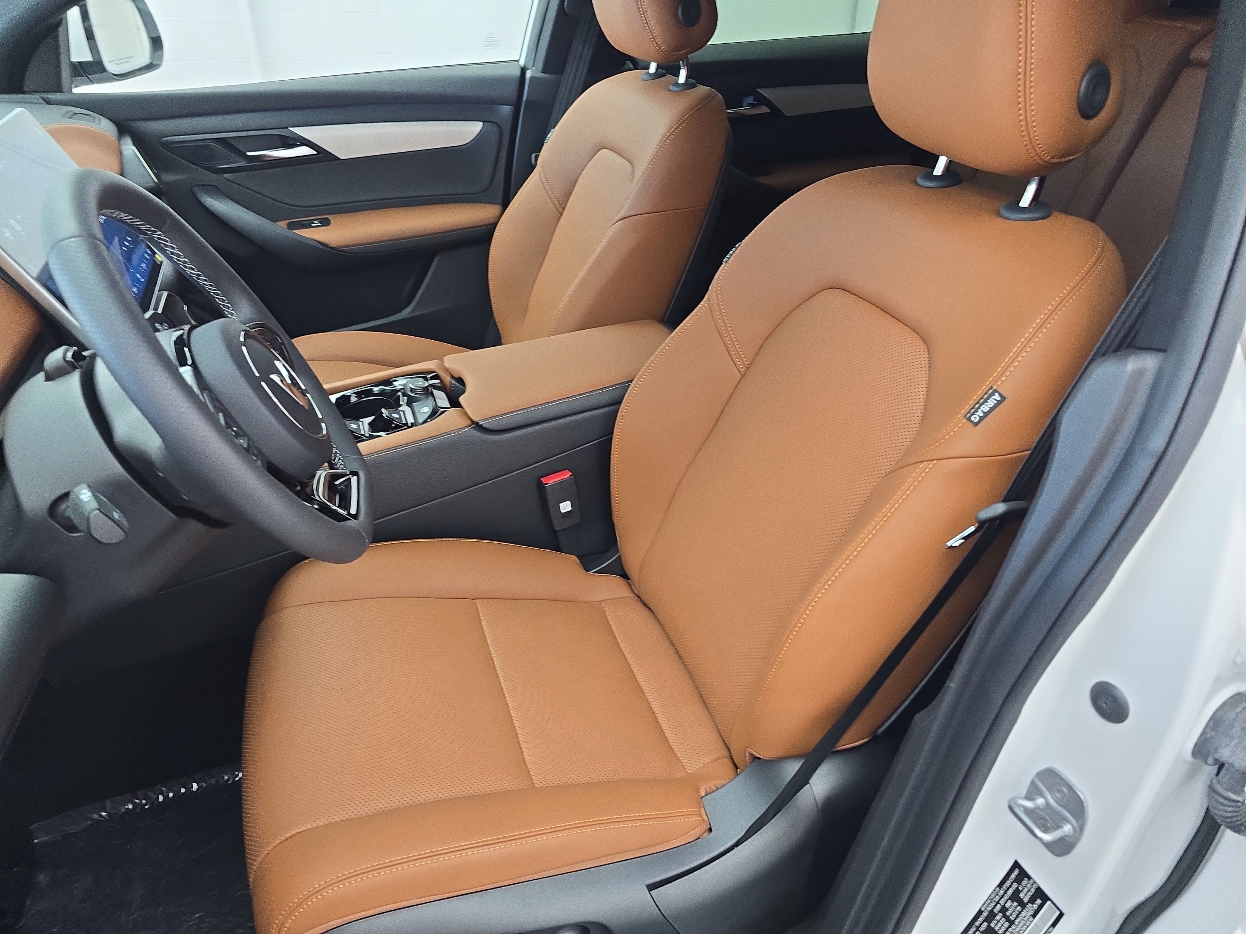 New 2025 VinFast VF 8 Plus image 15