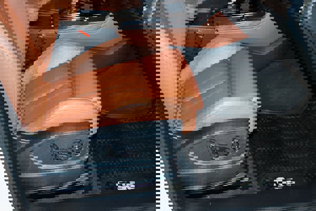 Used 2021 Audi Q5 e Prestige image 57