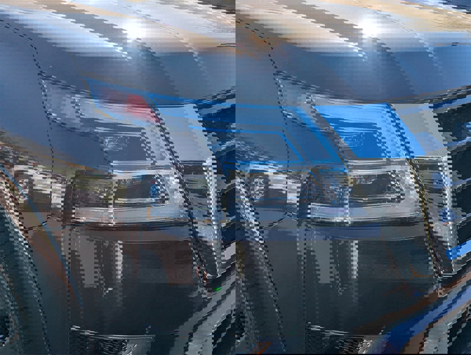 Used 2021 Nissan Armada Platinum w/ Captain's Chairs Package image 4