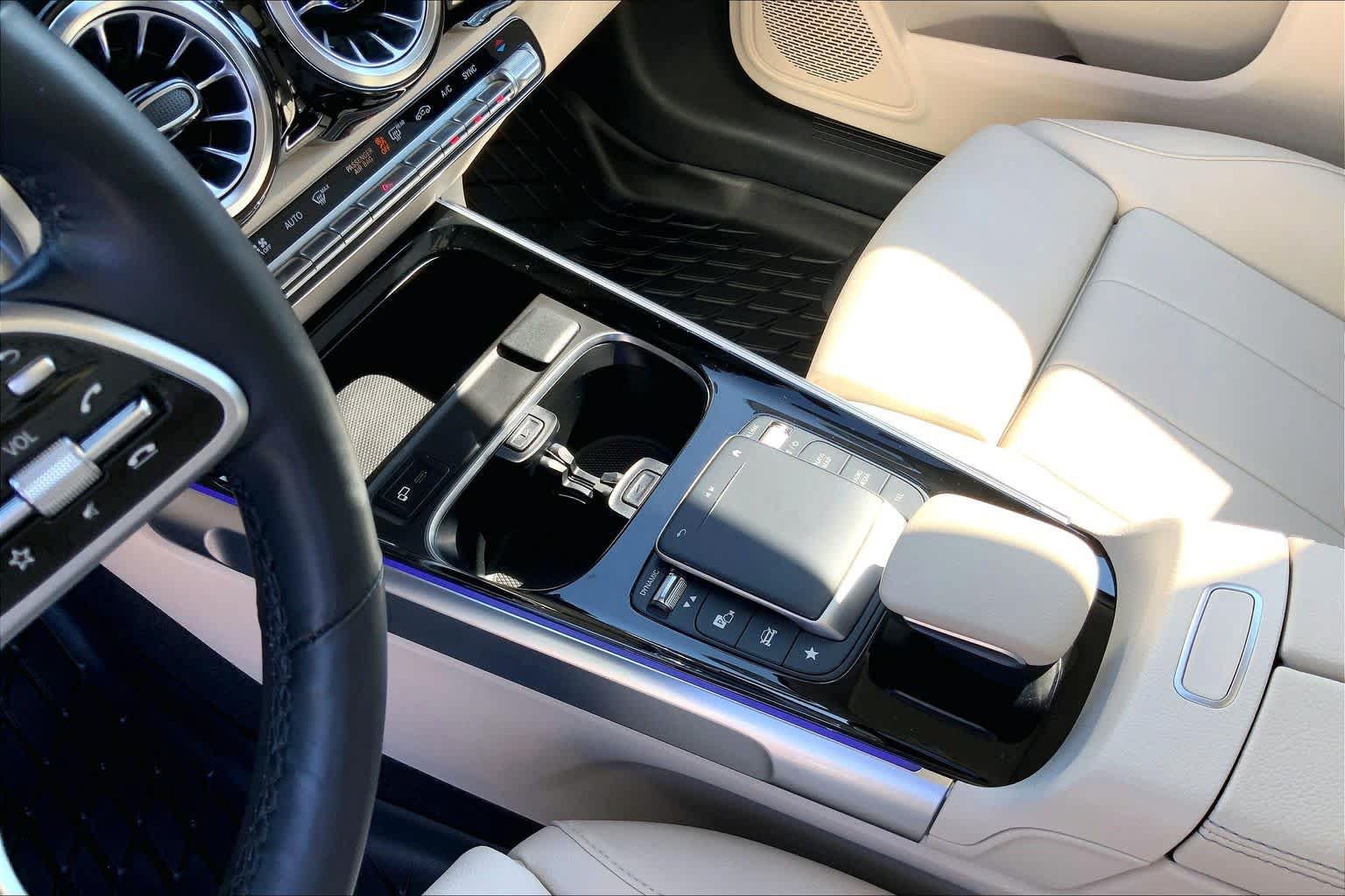 Certified 2022 Mercedes-Benz GLB 250 4MATIC image 17