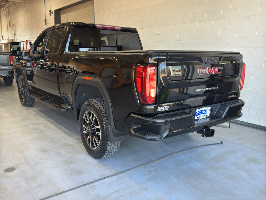 Used 2020 GMC Sierra 2500 AT4 w/ AT4 Premium Package image 3