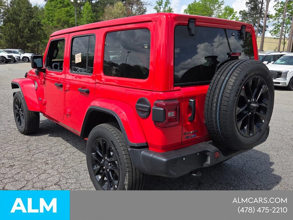 Used 2025 Jeep Wrangler Unlimited Sahara w/ Safety Group AWD/4WD image 13