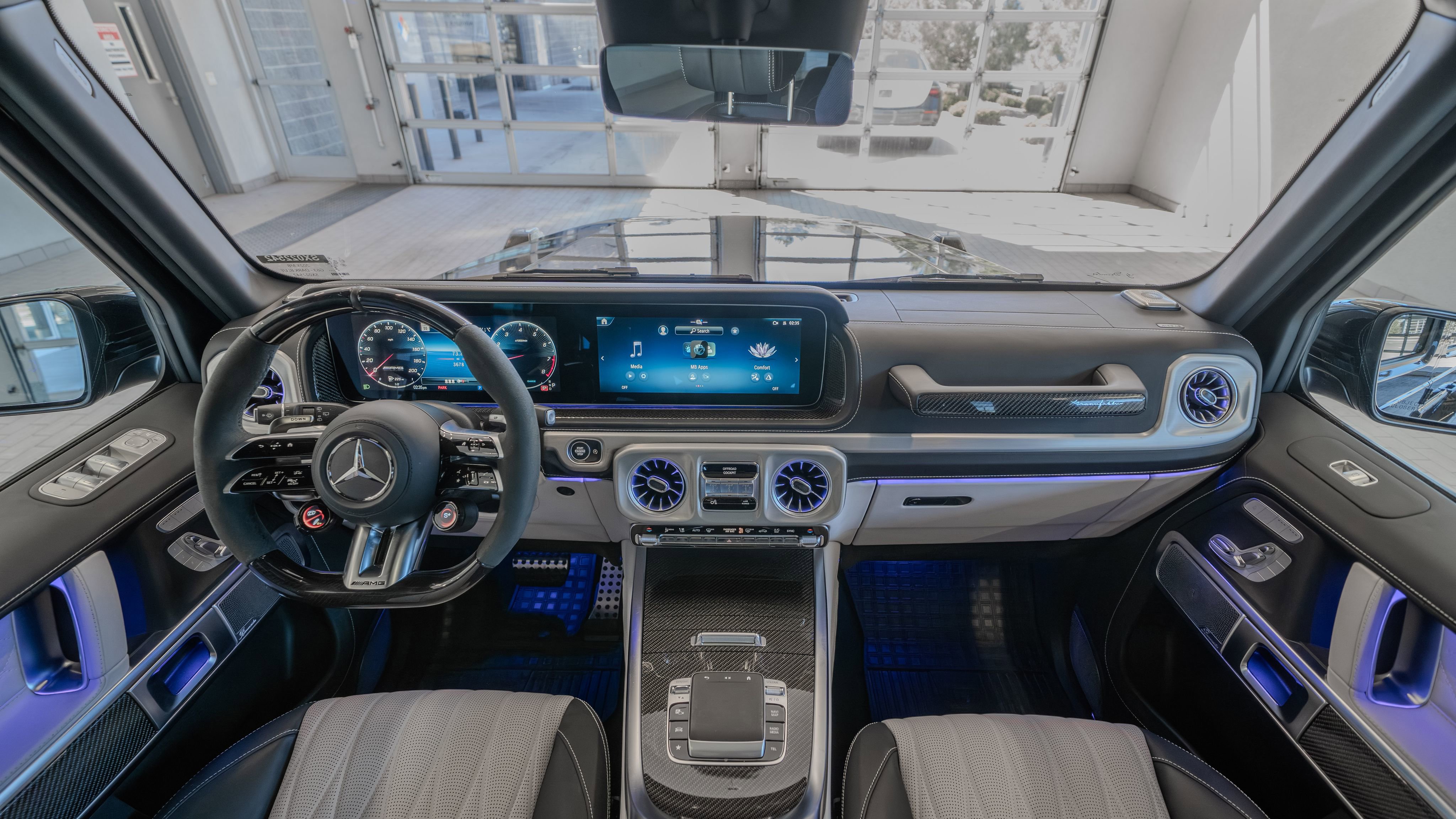 Used 2025 Mercedes-Benz G 63 AMG 4MATIC image 8