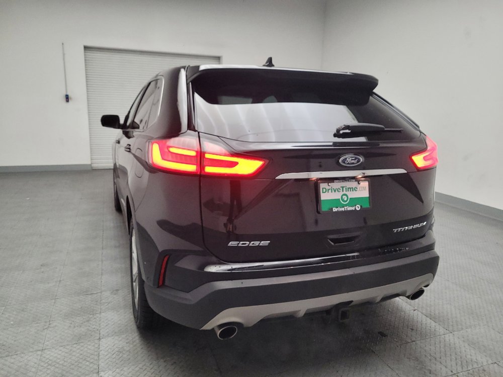 Used 2019 Ford Edge Titanium w/ Equipment Group 301A image 6