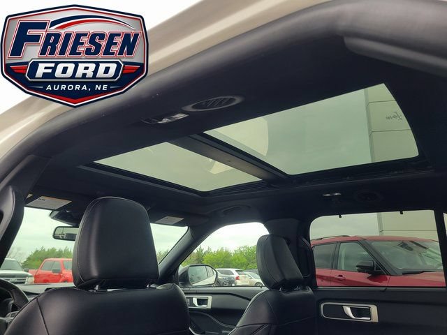 Used 2022 Ford Explorer ST w/ ST Street Pack AWD/4WD image 27