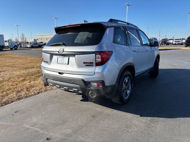 Certified 2023 Honda Passport TrailSport image 3