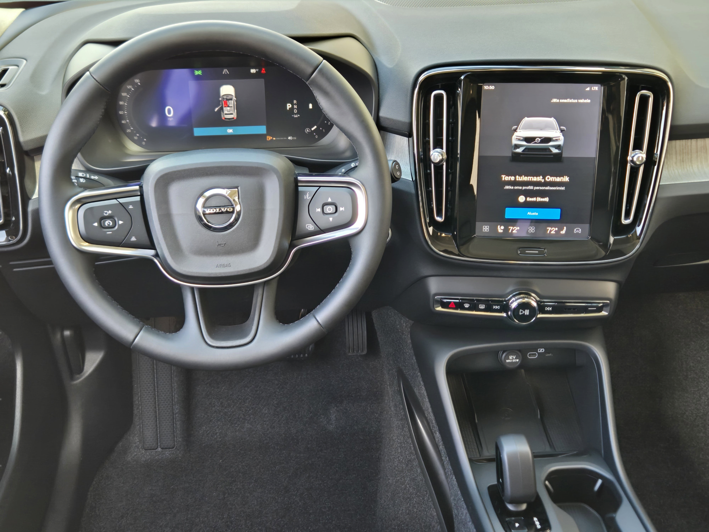 New 2026 Volvo XC40 B5 Core w/ Climate Package AWD/4WD image 23