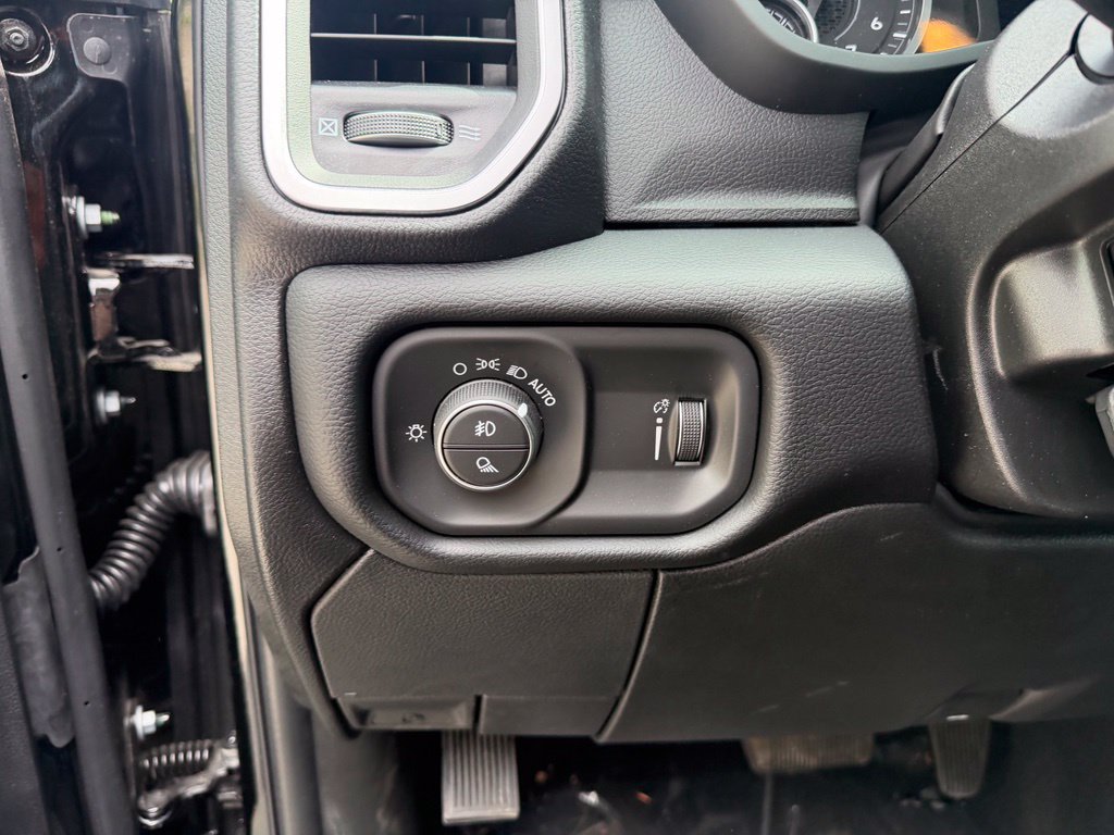 New 2026 RAM 2500 Big Horn AWD/4WD image 10