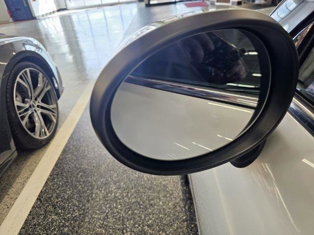 Used 2022 MINI Cooper SE FWD image 28