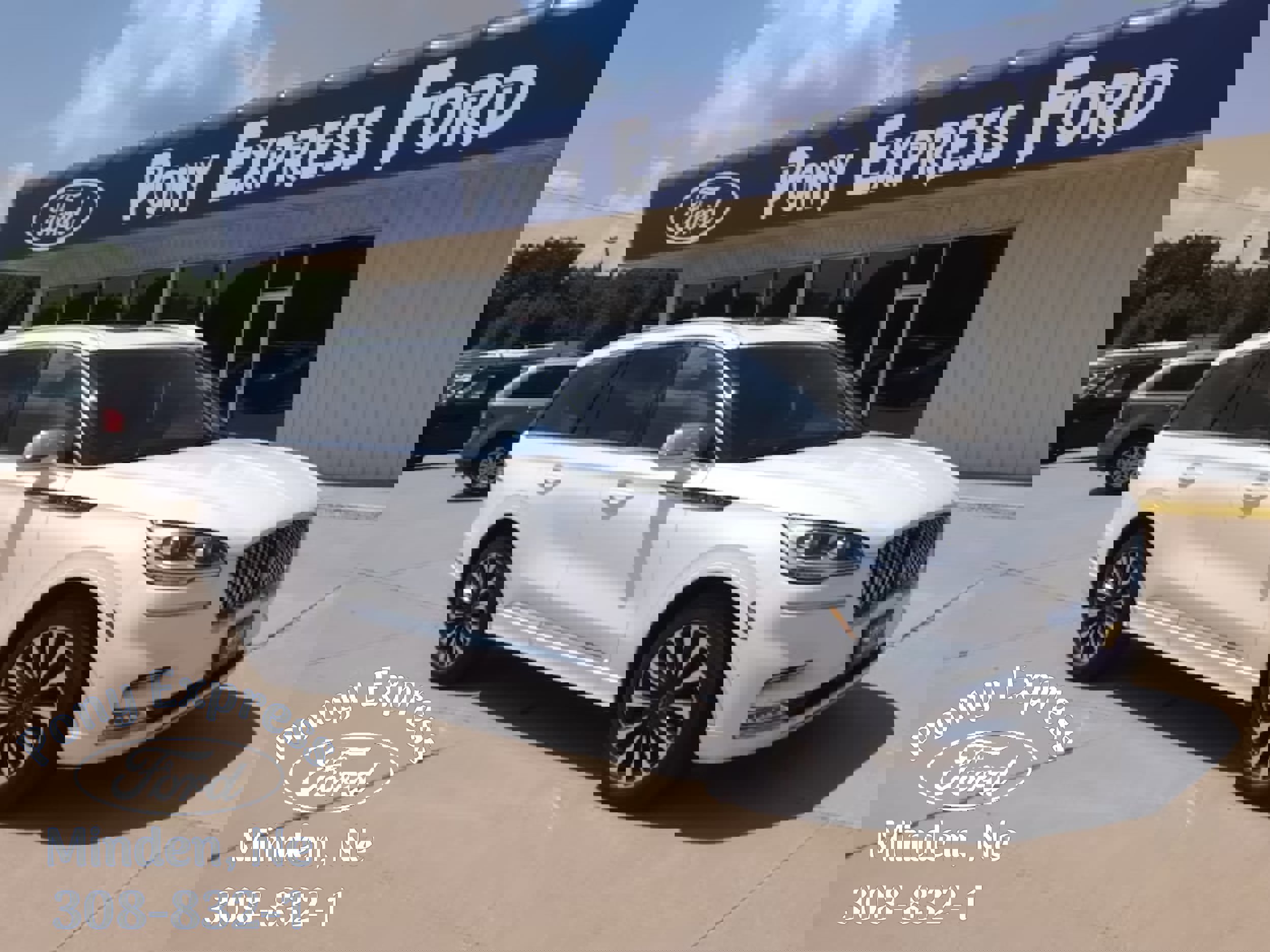 Used 2020 Lincoln Aviator Black Label Grand Touring w/ Class IV Trailer Tow Package image 1