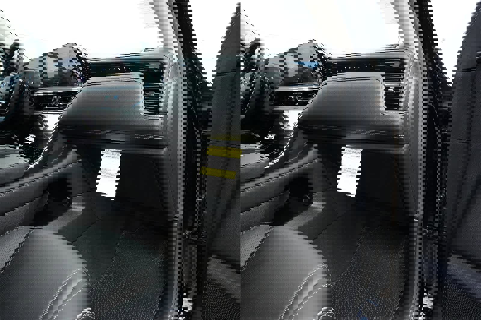 New 2025 INFINITI QX80 Sensory image 24