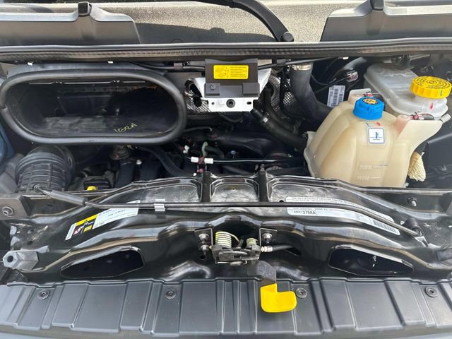 Used 2024 RAM ProMaster 2500 w/ Convenience Group image 12