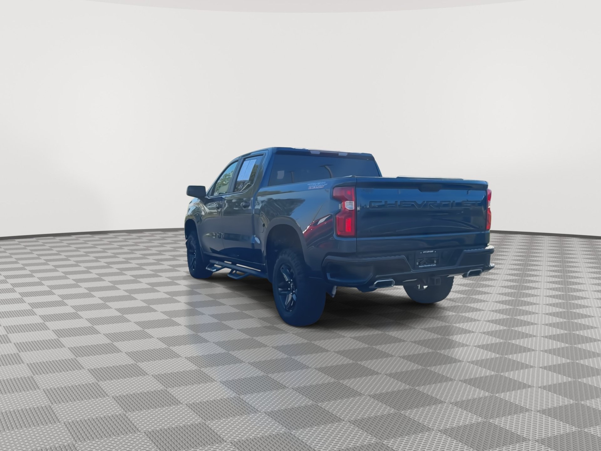 Certified 2021 Chevrolet Silverado 1500 LT Trail Boss w/ LPO, Dark Essentials Package AWD/4WD image 7