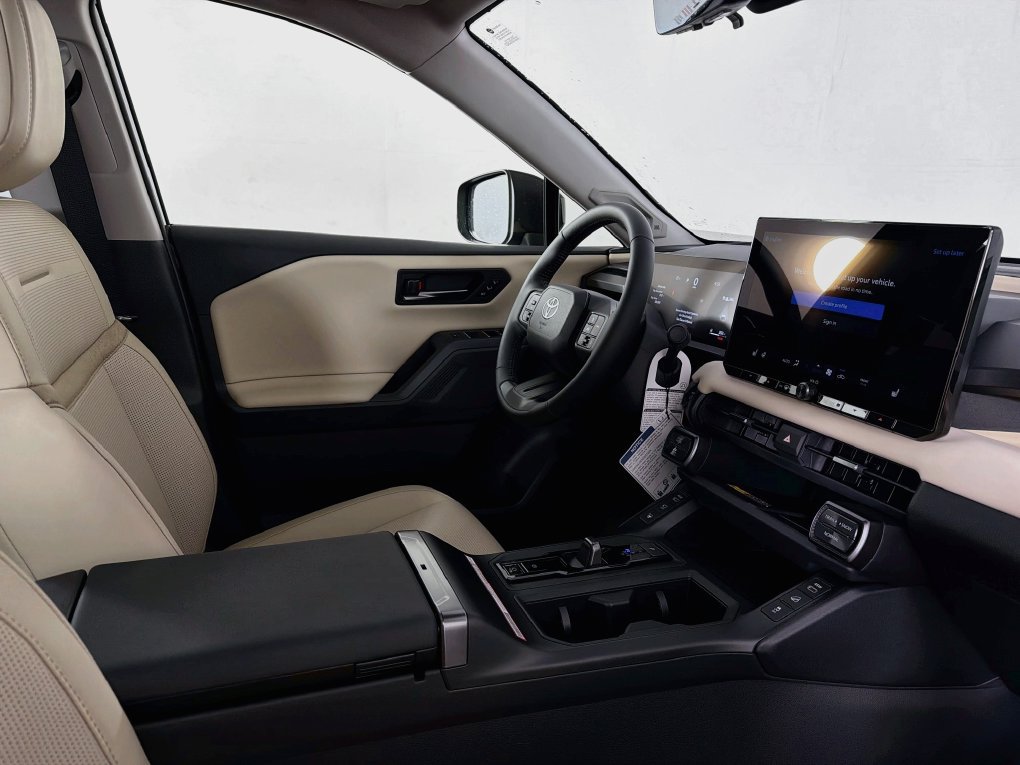 New 2026 Toyota RAV4 Limited AWD/4WD image 33