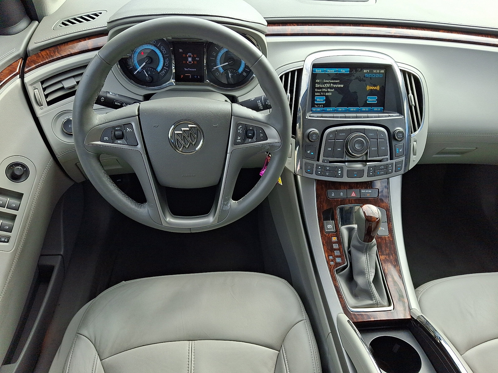 Used 2013 Buick LaCrosse Leather FWD image 11