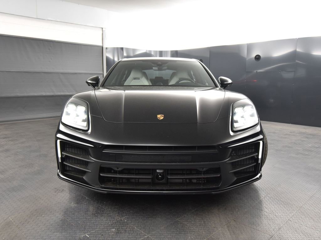 Used 2025 Porsche Panamera 4 image 10