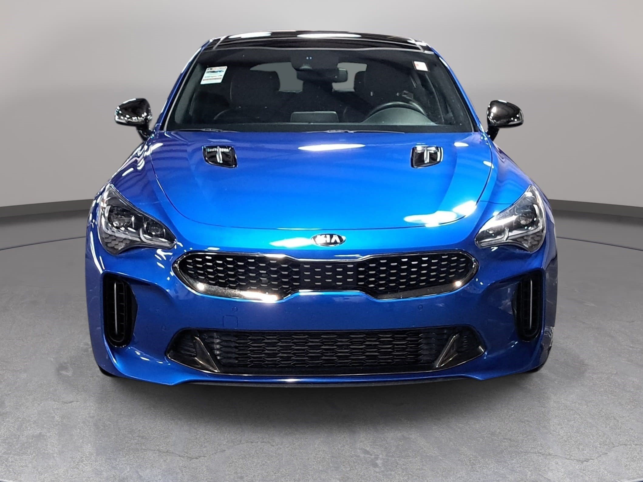 Used 2019 Kia Stinger GT1 RWD image 2