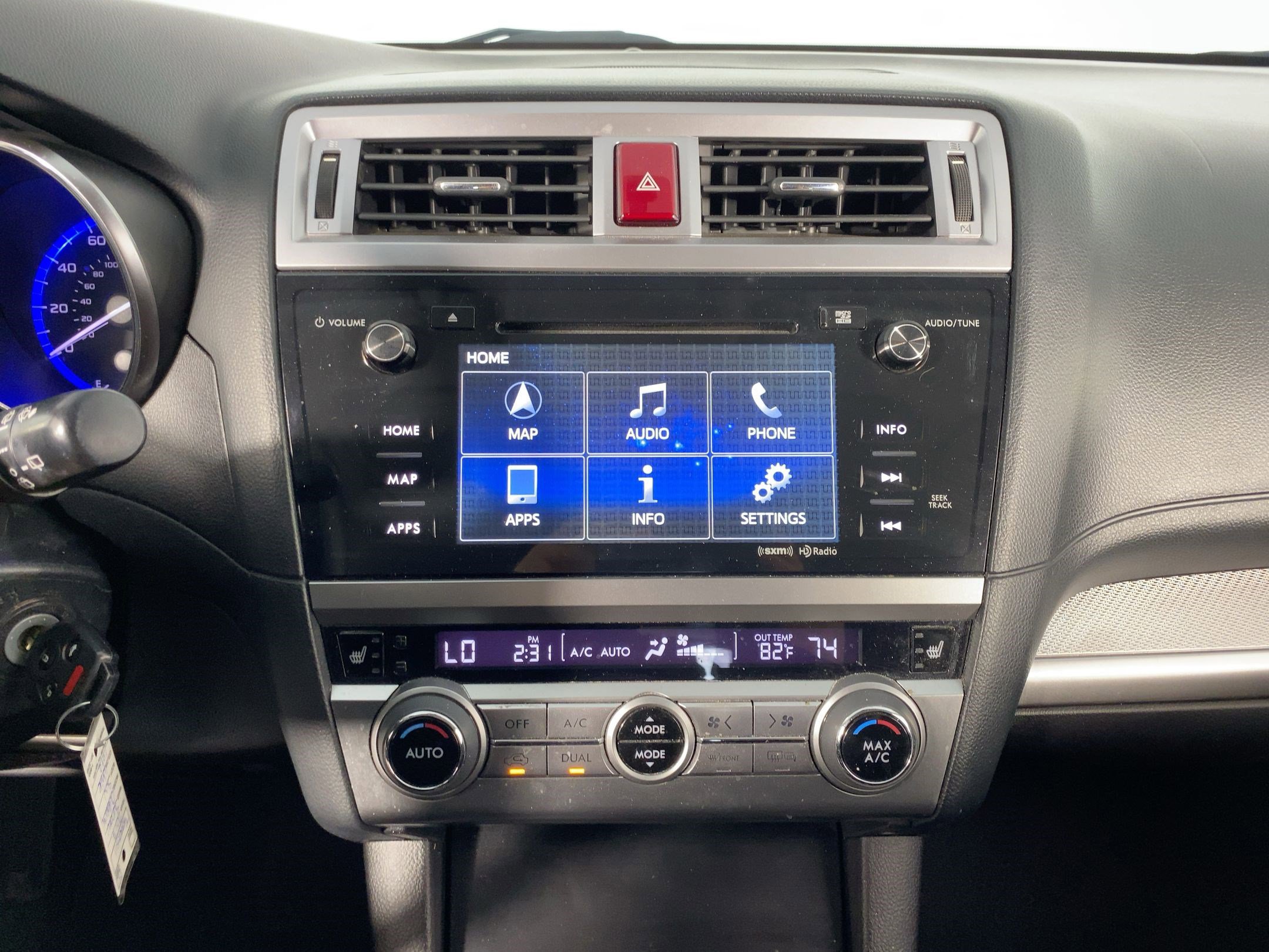 Used 2017 Subaru Outback 2.5i Premium image 24