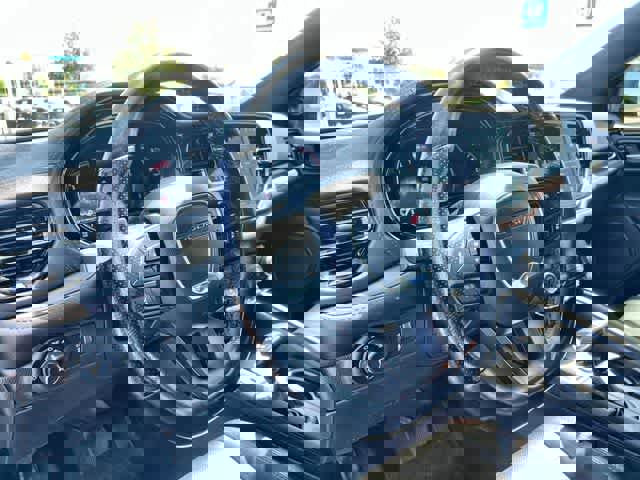 Used 2022 Dodge Durango R/T w/ Tow 'N Go Package image 15