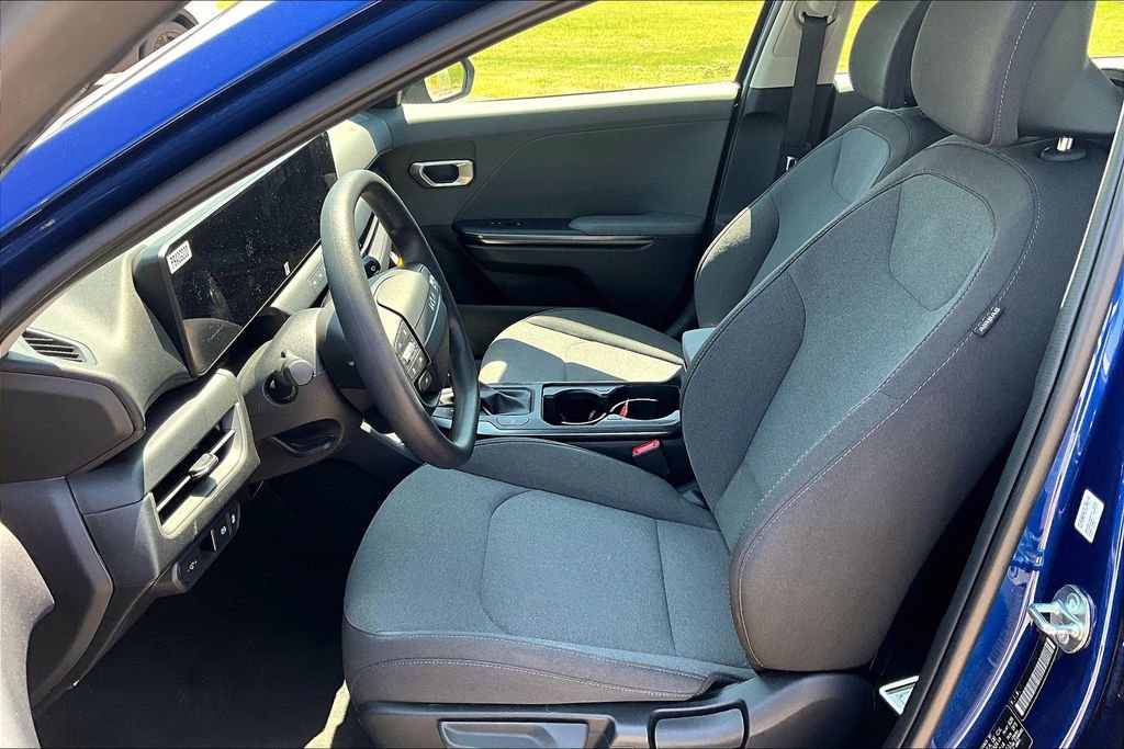 New 2025 Kia K4 LXS image 20