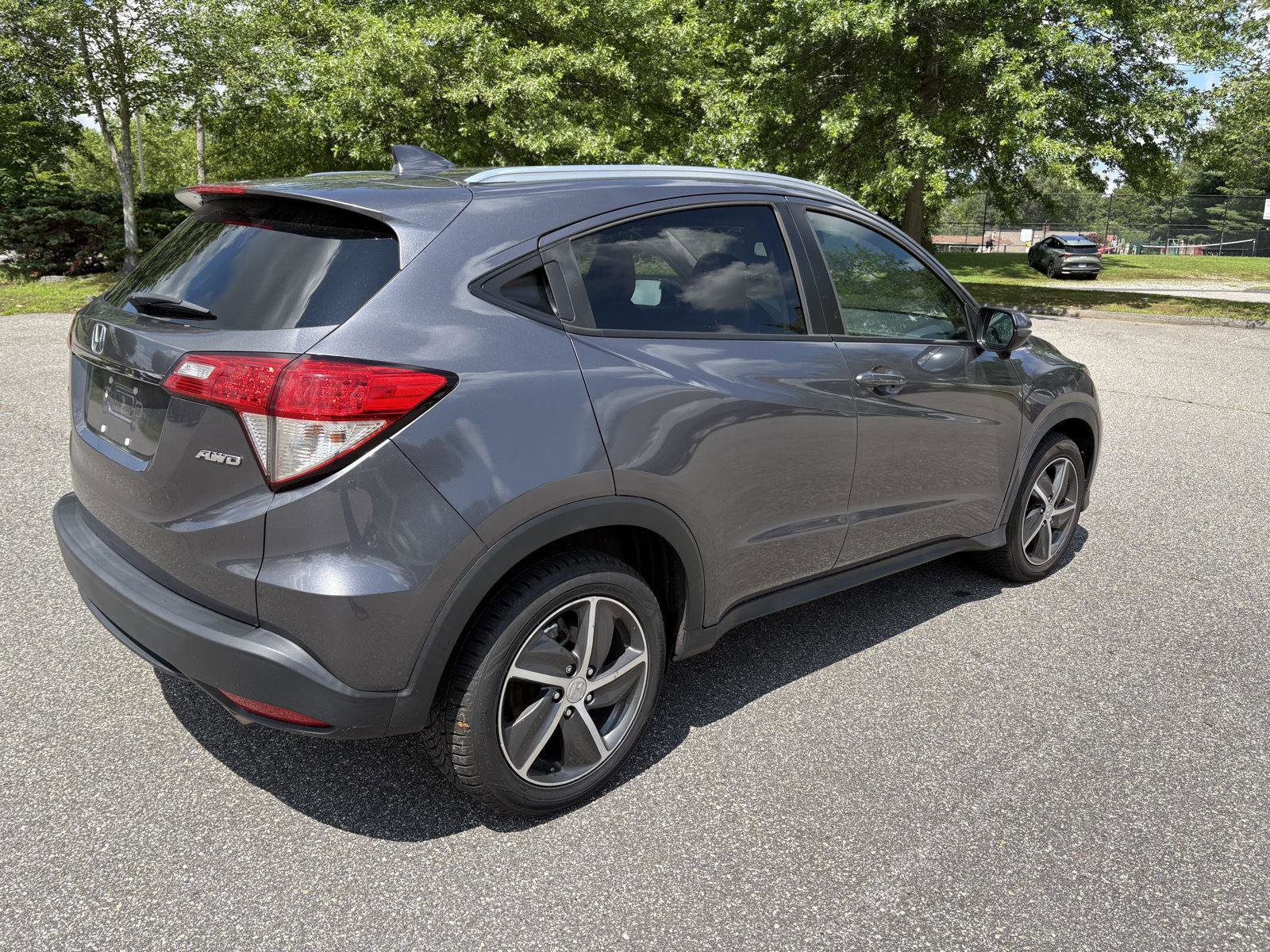 Used 2022 Honda HR-V EX image 6