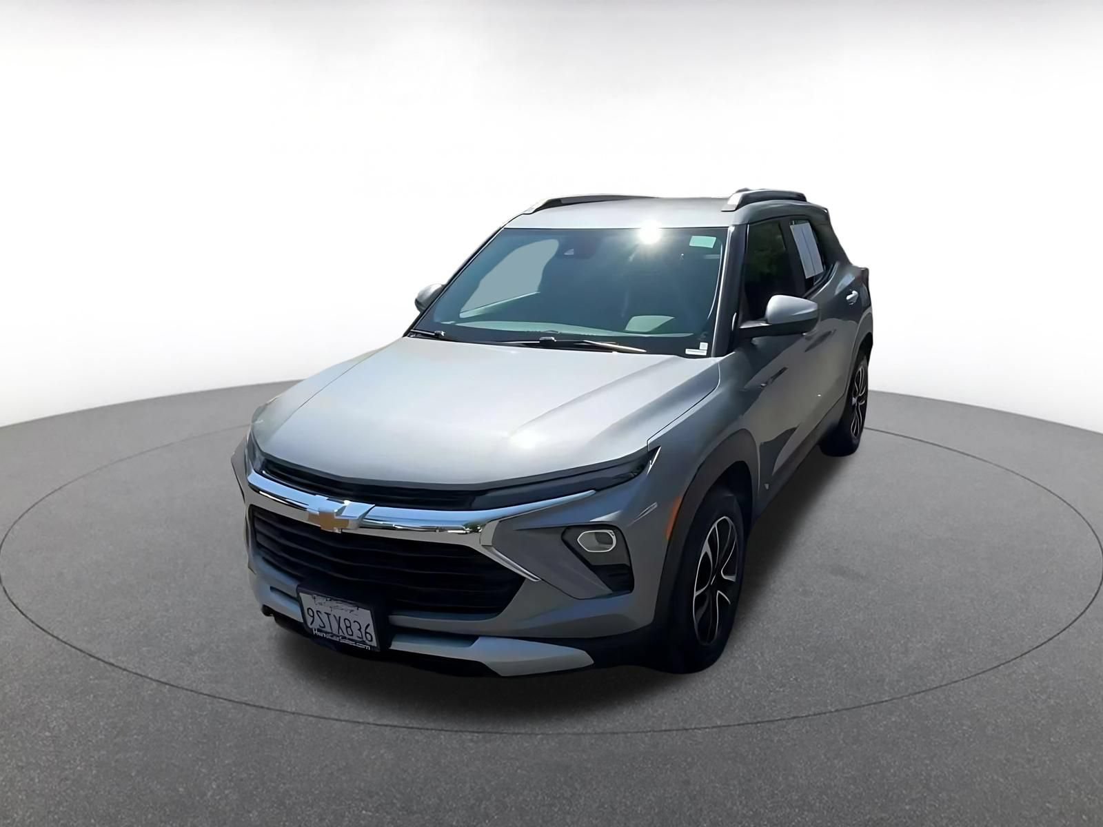 Used 2025 Chevrolet TrailBlazer LT FWD image 6